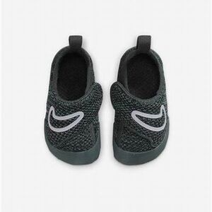 Nike Swoosh 1 Knight Black Slip-On Sport Shoes in Size 7c